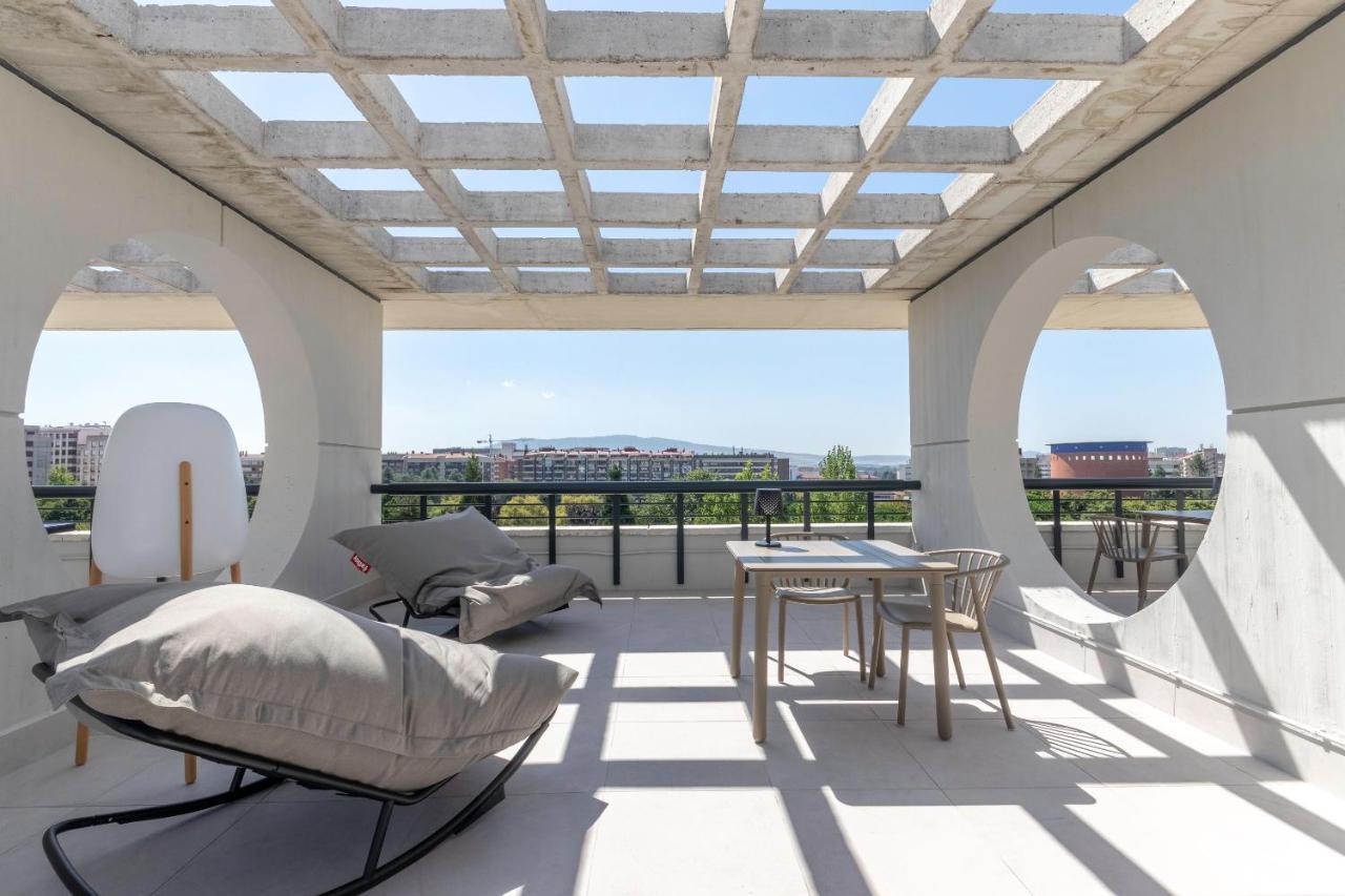 Apartamentos Libere Pamplona Yamaguchi Exterior photo