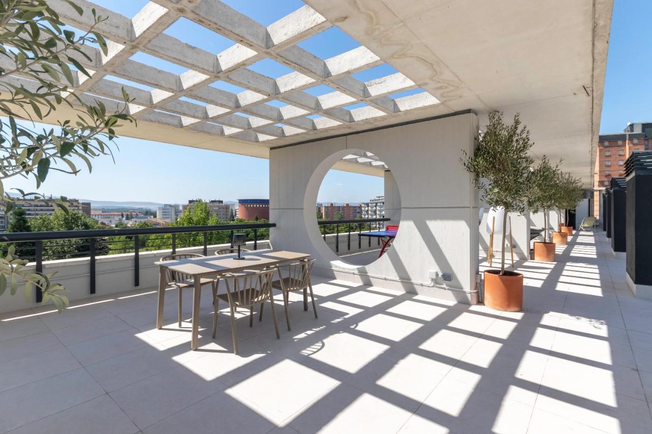 Apartamentos Libere Pamplona Yamaguchi Exterior photo