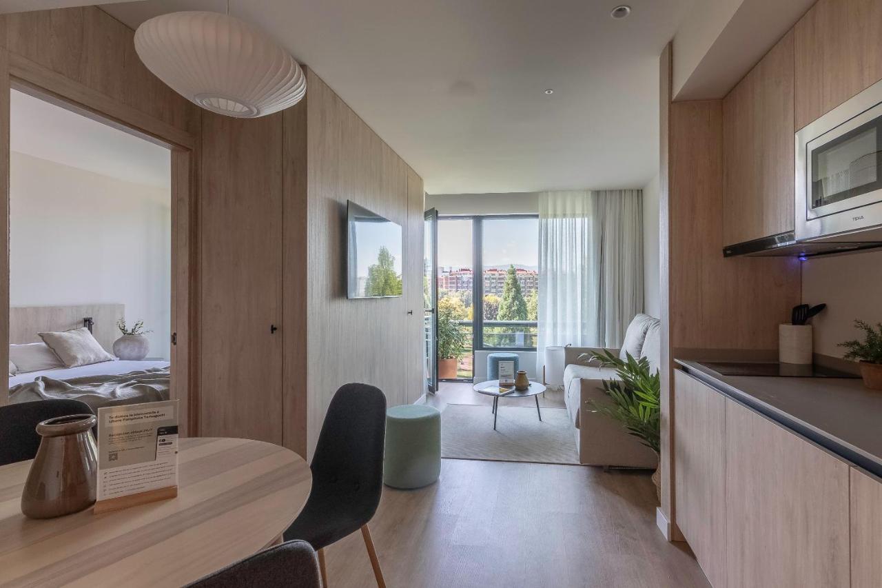 Apartamentos Libere Pamplona Yamaguchi Exterior photo